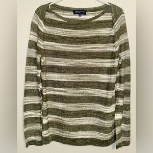 Jones New York Olive Green and White Knit Top